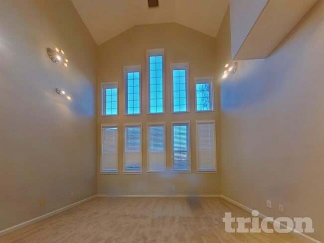 Photo - 7512 Skylake Ct