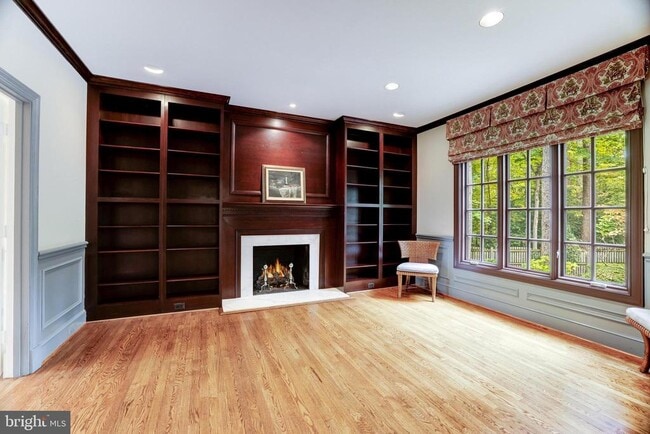 Photo - 8001 Greenwich Woods Dr