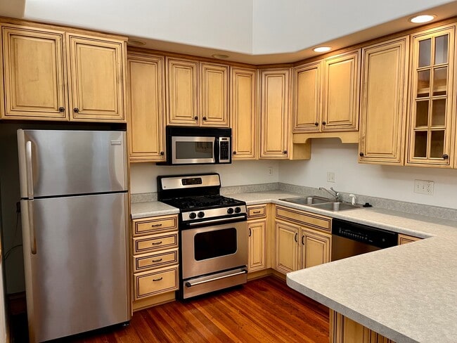 Photo - 216 N Center St Unit 2