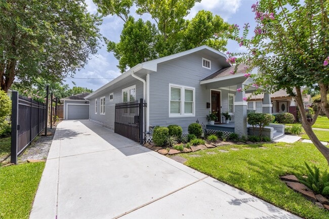 Photo - 1120 Winston St
