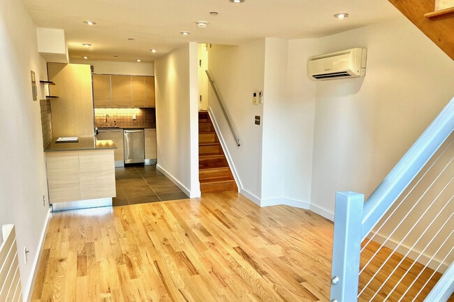 Photo - 215 E 81st St Condo