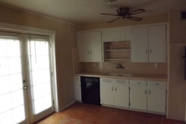 Photo - Charming 3-Bedroom Home Near Peaceful Retirement Area – No Age Restrictions!