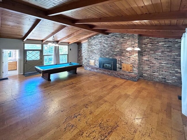 Photo - 2109 Alder St