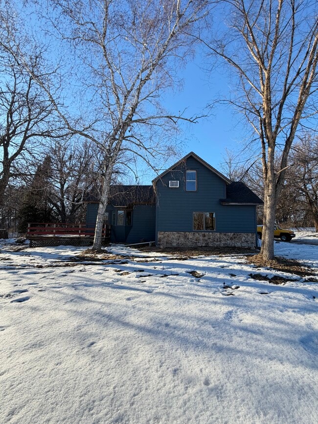 Photo - 7431 Lake Dr