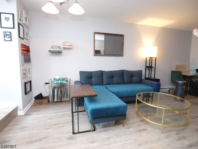 Photo - 520 Turnpike C125 Tpke