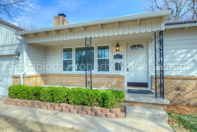 Photo - For Lease | Tulsa | Available Now!