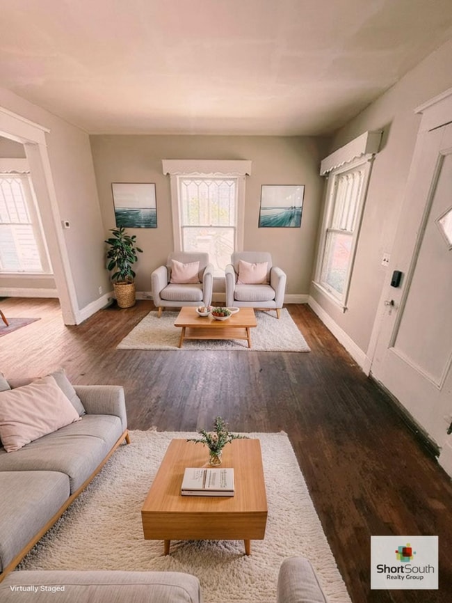 Updated 3 bed 1 bath main floor apartment