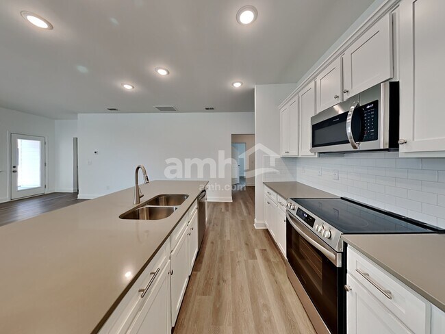 Photo - 1385 Soapstone Rd