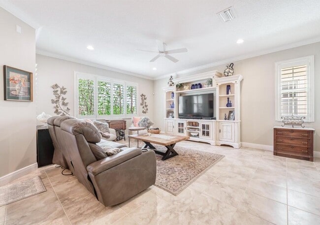 Photo - 2122 Sabal Tree Ct