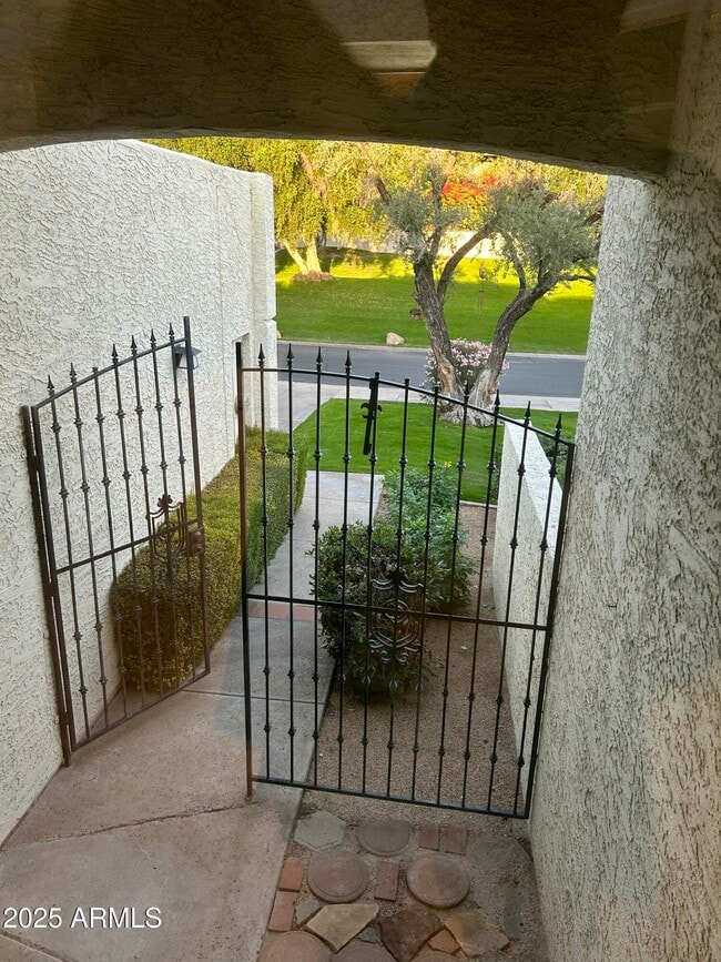 Photo - 5736 N 25th St