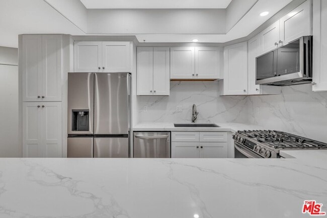 Photo - 4477 Woodman Ave Unidad 207