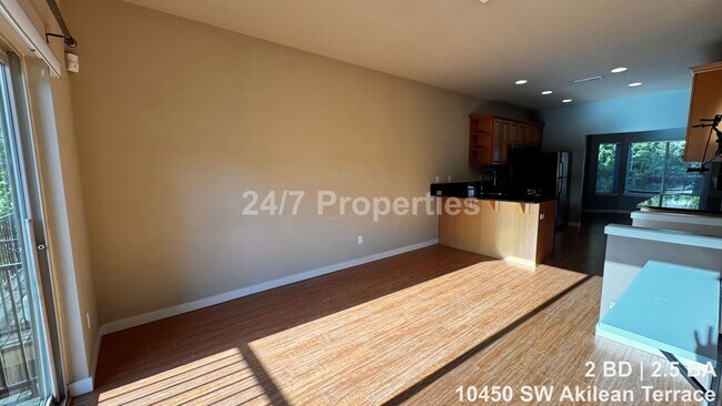 Photo - Bright 2 BD | 2.5 BA Townhome with A/C and Parking - Tigard