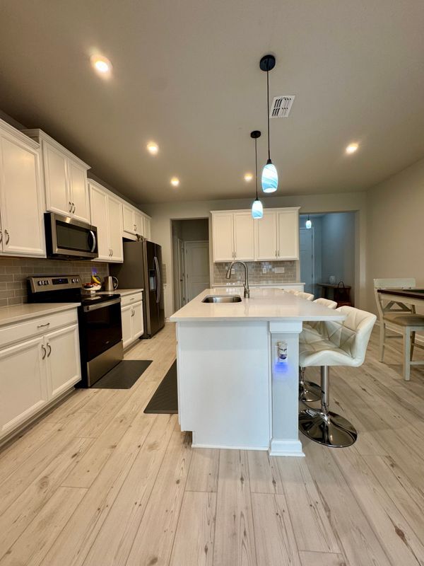 Photo - 26046 Woven Wicker Bnd