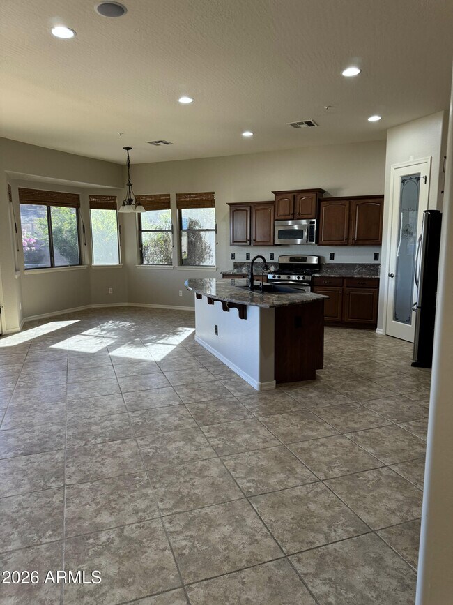 Photo - 18391 Verdin Rd