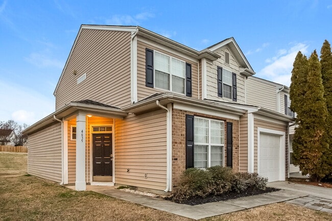 Photo - 4635 Abercromby St