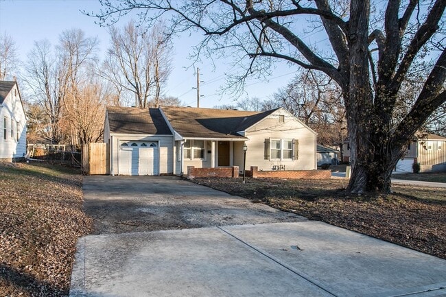 Photo - 11120 E 57 St