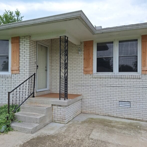 Building Photo - 418 Sam Houston Dr Unit A