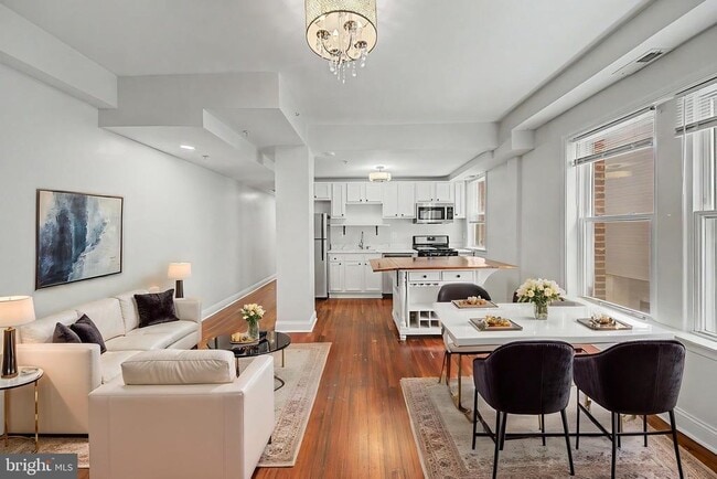 Photo - 1340 Fairmont St NW Unidad 23