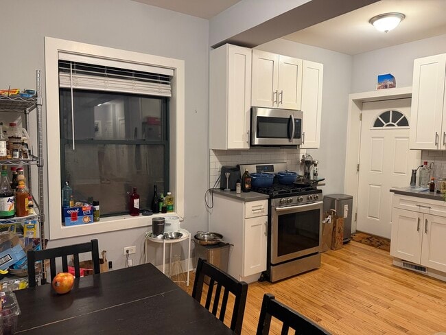 Photo - 935 E 54th Pl Unidad 1