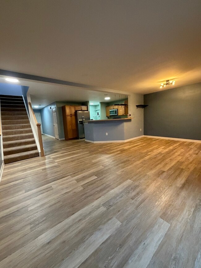 Building Photo - 504 W Perry St