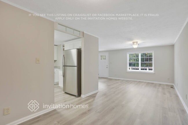 Photo - 3274 Newcastle Way