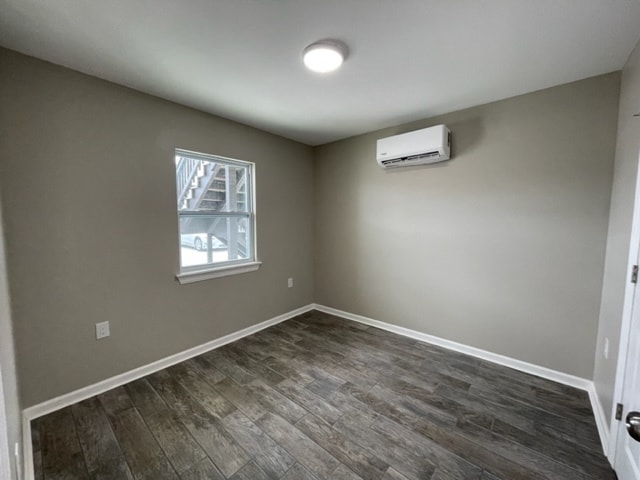 Photo - 245 Magnolia St Unit B