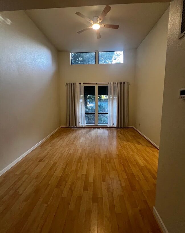 Photo - 901 Russell Ave Unit Santa Rosa