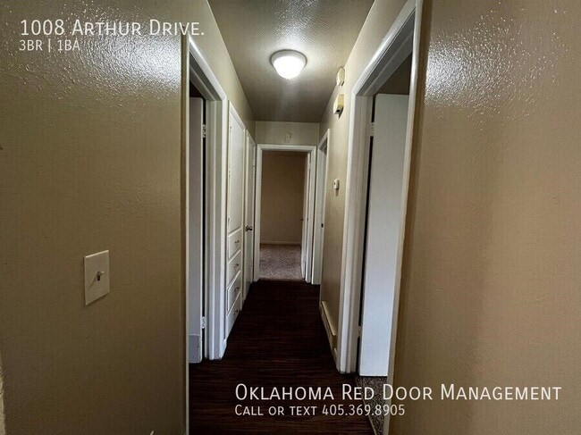 1008 Arthur Dr