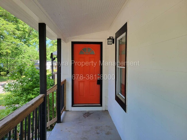 Photo - Charming 2 Bedroom Duplex Unit in Atlanta!