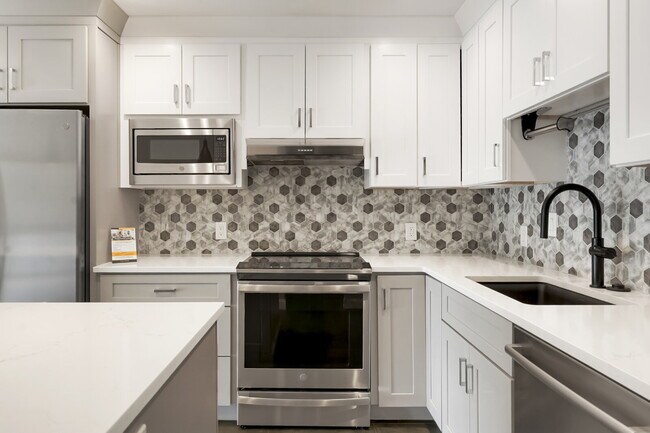 Photo - Updated One Bedroom in Great Cap Hill Location Unit 212