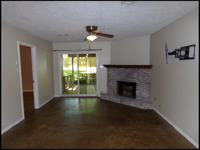 Photo - 49 Oak Forest Pl