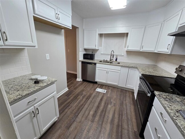 Photo - 106 Magnolia Ct