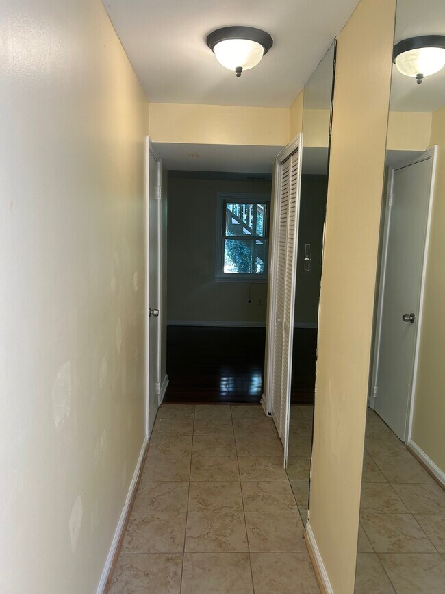 14142 Angelton Terrace Townhome Townhome Rental in Burtonsville MD