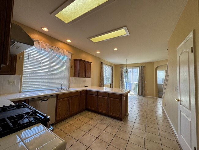 Photo - 747 W Siena Ln