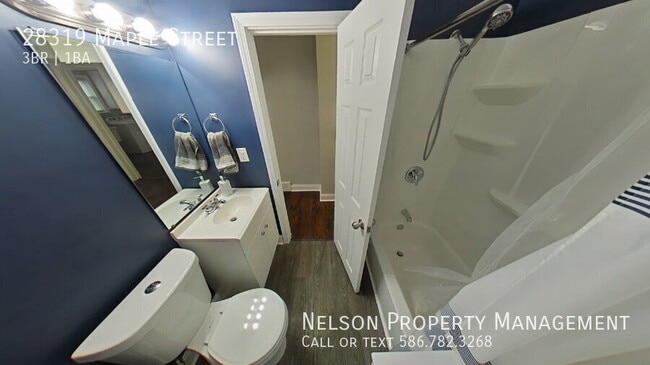 Photo - 28319 Maple St