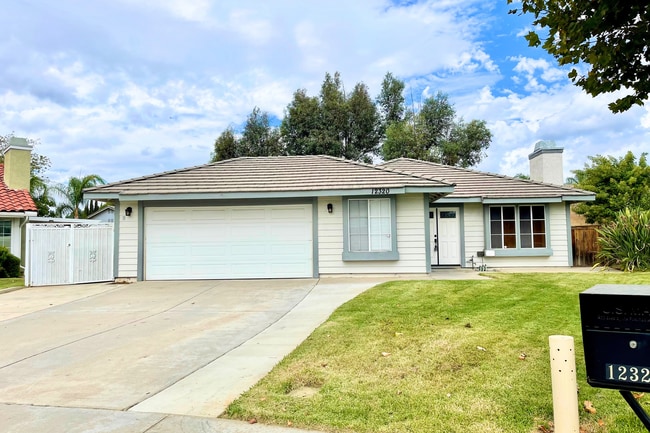 4 Bed/2 Bath | Plus Office/Den | Single St... - 4 Bed/2 Bath | Plus Office/Den | Single St...