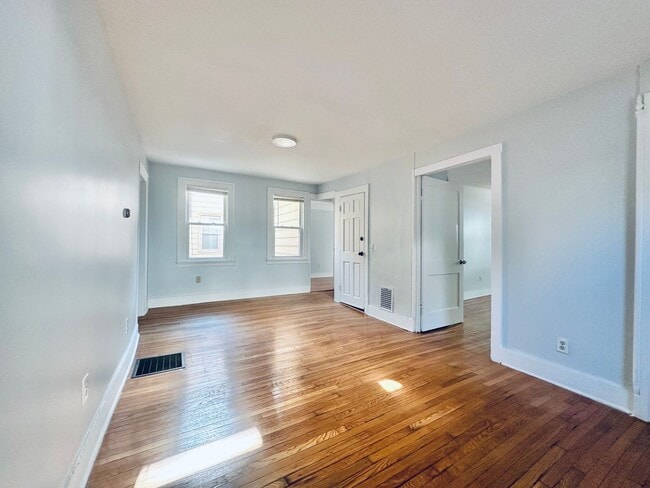 Photo - 179 Bradley St Unit 179-1