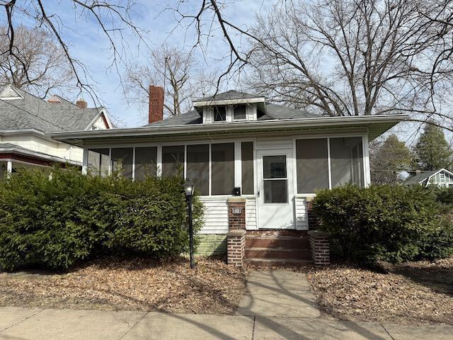 Home near Bradley University - Home near Bradley University