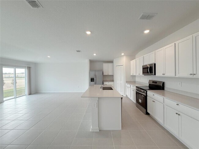 Photo - 2358 McKinley Dr