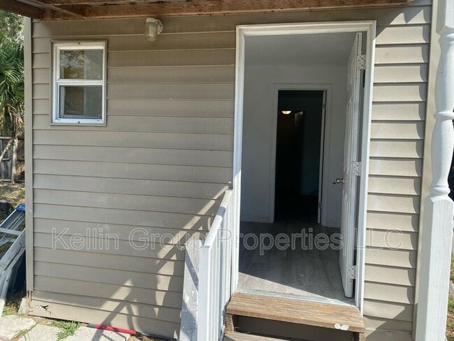 Photo - 5701 Middlesex Dr Unit 2