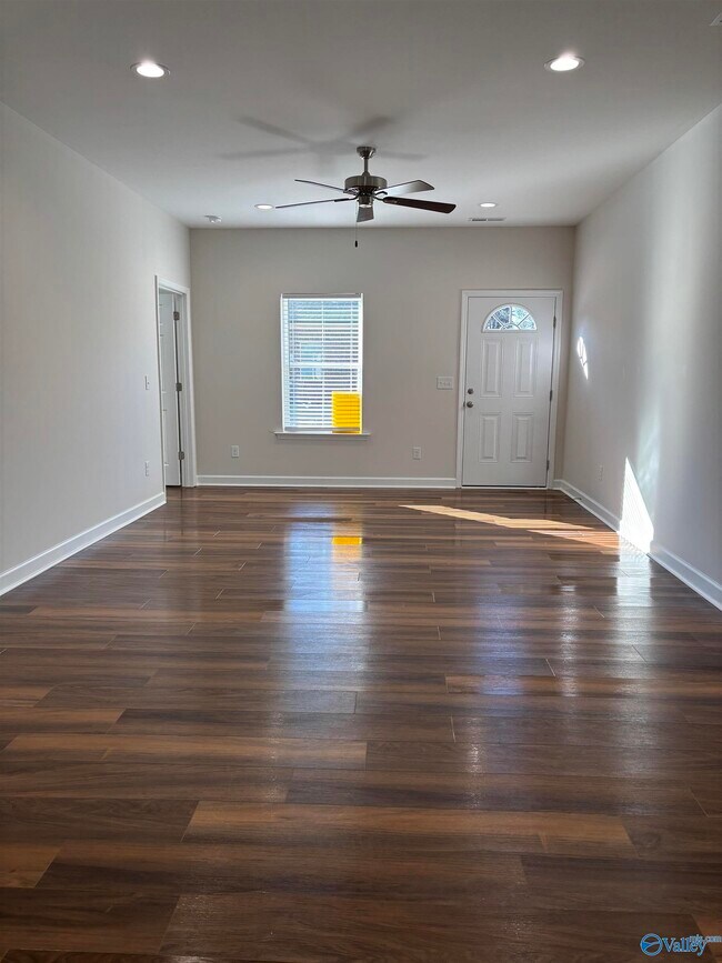 Photo - 16574 Jamilynn Dr