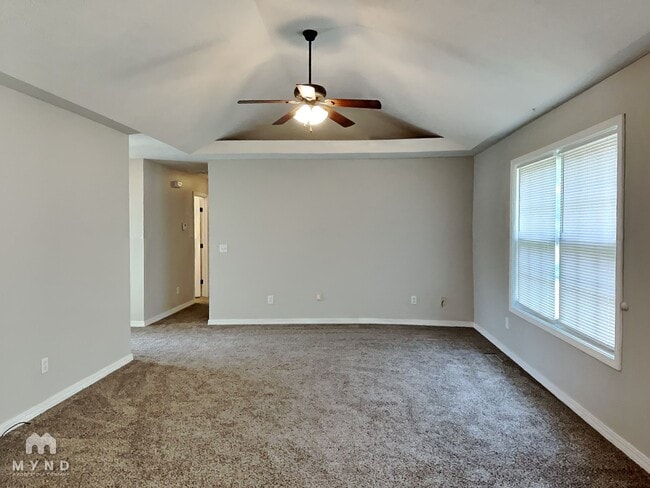 Photo - 624 S Mahn Ave