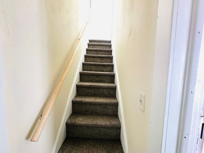 Photo - 234 Franklin St Unit 2nd Floor