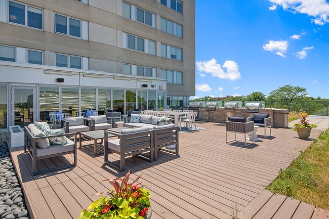 Oak Park Place