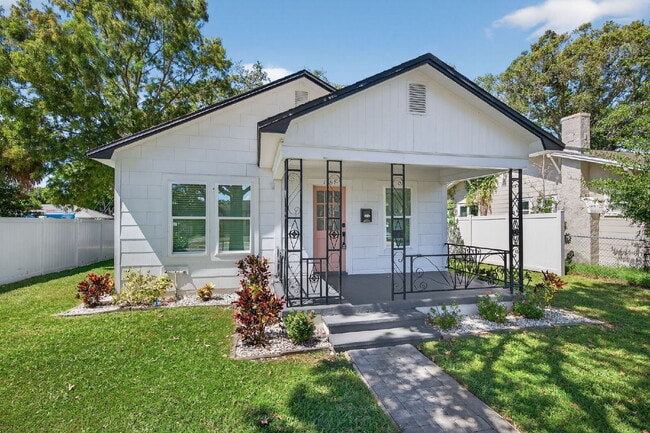 Photo - Fully Renovated 3 bedroom St. Pete Home | ...