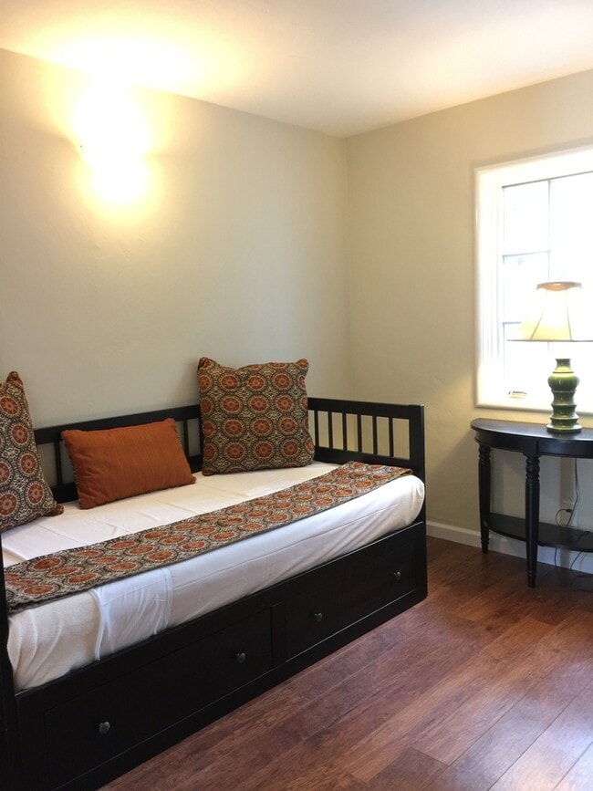 Photo - 3 Oaks - Ocean Ave House Unit 3 Oak House - Lower