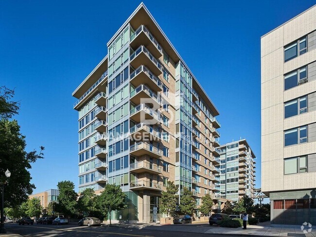 Building Photo - The Strand- Beautiful One-Bedroom With Riv... Unit E1005 Rental