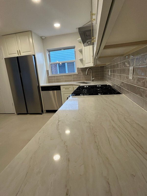 Photo - 2731 E 65th St Unidad 1