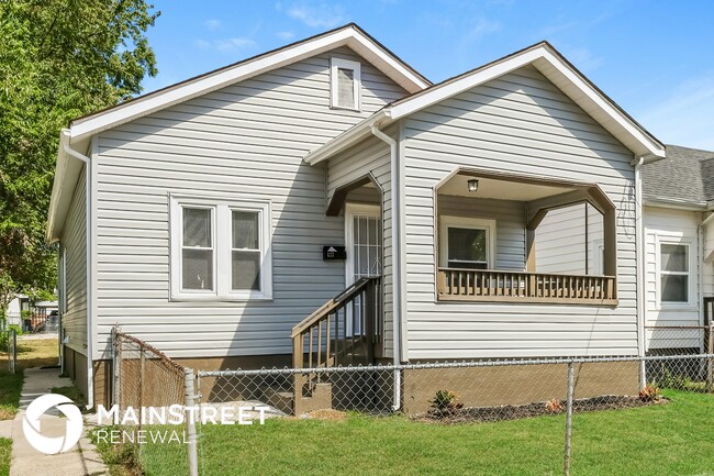 Photo - 637 Lindell Ave