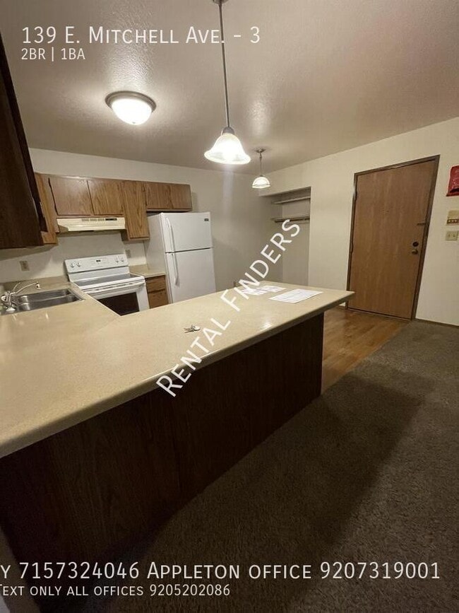 Building Photo - 139 E Mitchell Ave Unit 3